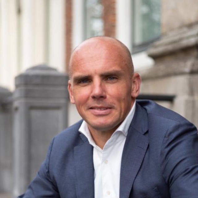 640 X 640 Bert van Steeg